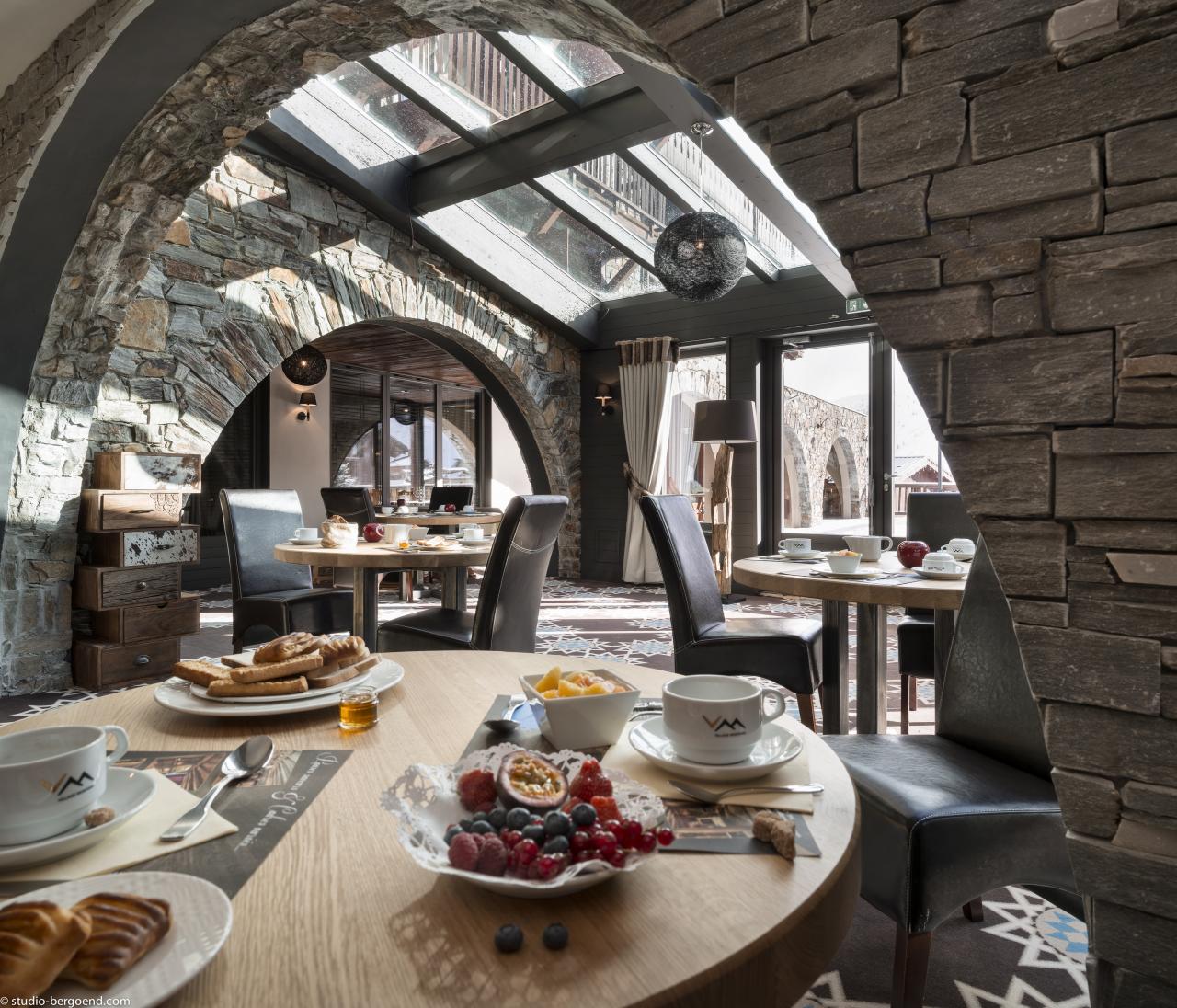 Hotel Village Montana