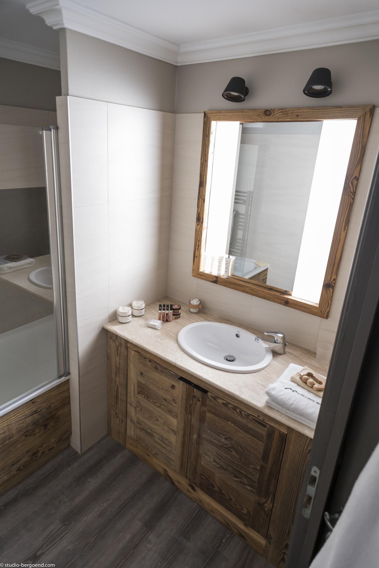 Hotel Village Montana