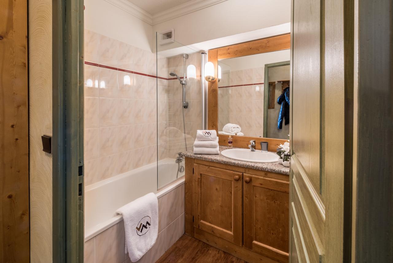 Village Montana ****